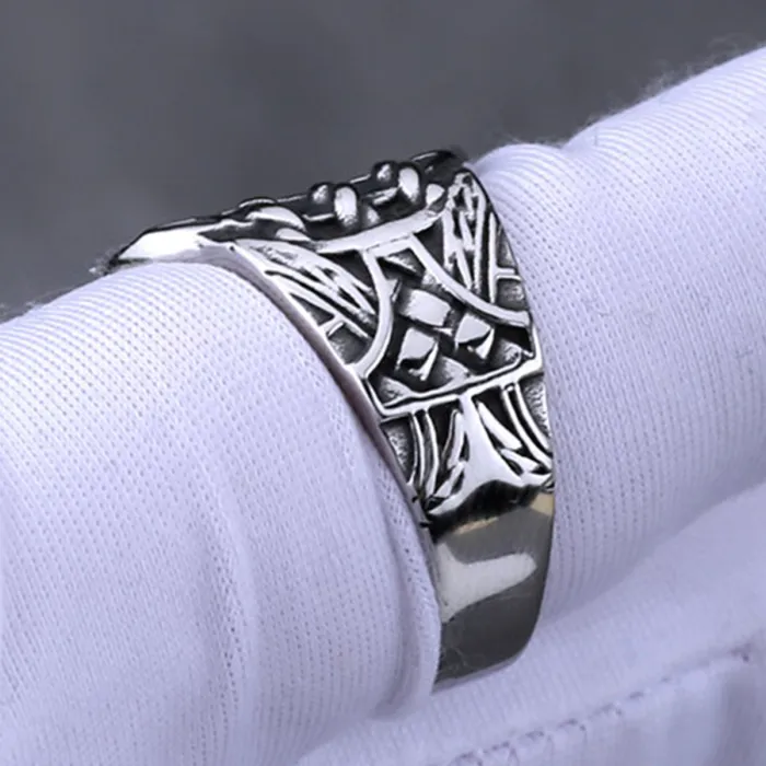 Viking Wolf Head Stainless Steel Ring for Men – Wolf Claw Hip Hop Titanium Statement Band