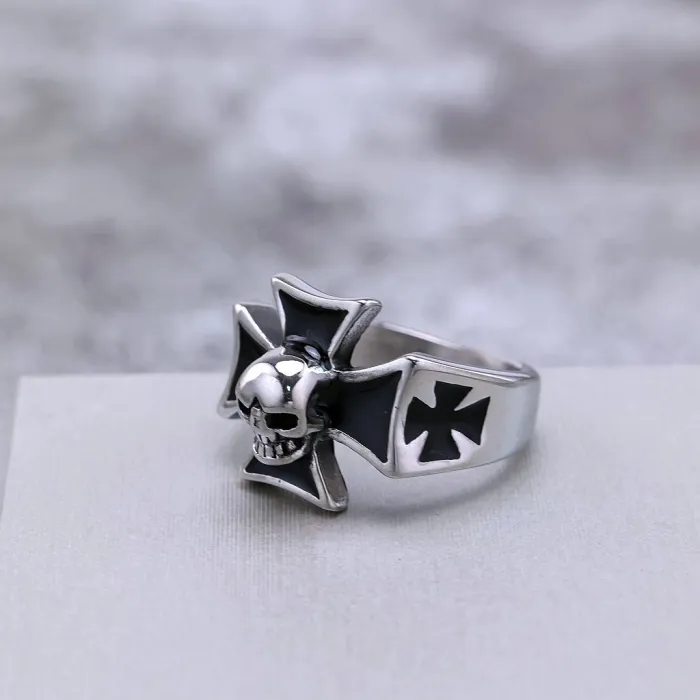 Vintage Skull Cross Titanium Steel Ring for Men – Rustproof Hypoallergenic Statement Jewelry