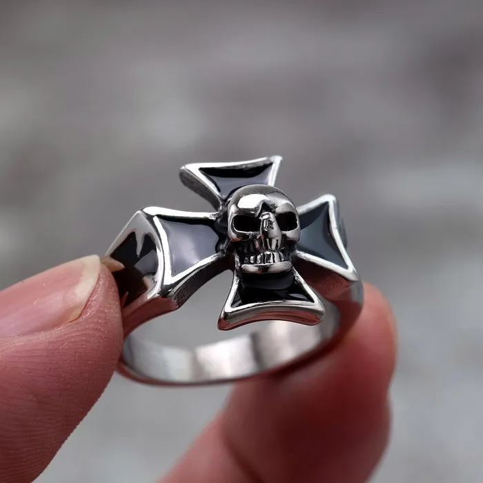 Vintage Skull Cross Titanium Steel Ring for Men – Rustproof Hypoallergenic Statement Jewelry