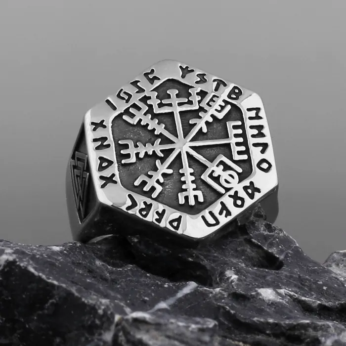 Vintage Compass Totem Alloy Ring for Men – Two-Tone Statement Fashion Jewelry